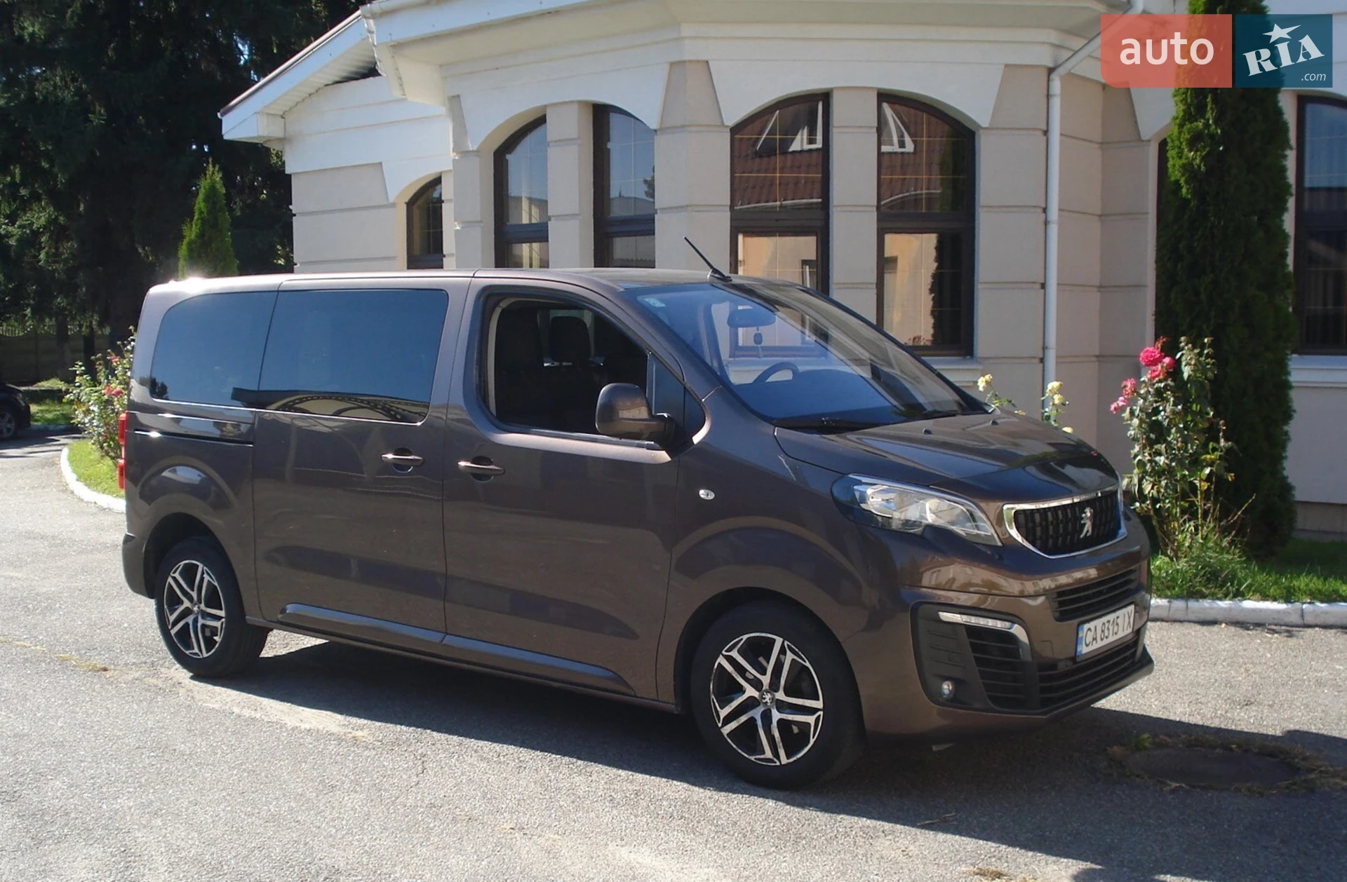 Peugeot Traveller, 2017