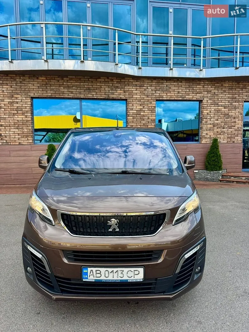 Peugeot Traveller, 2017