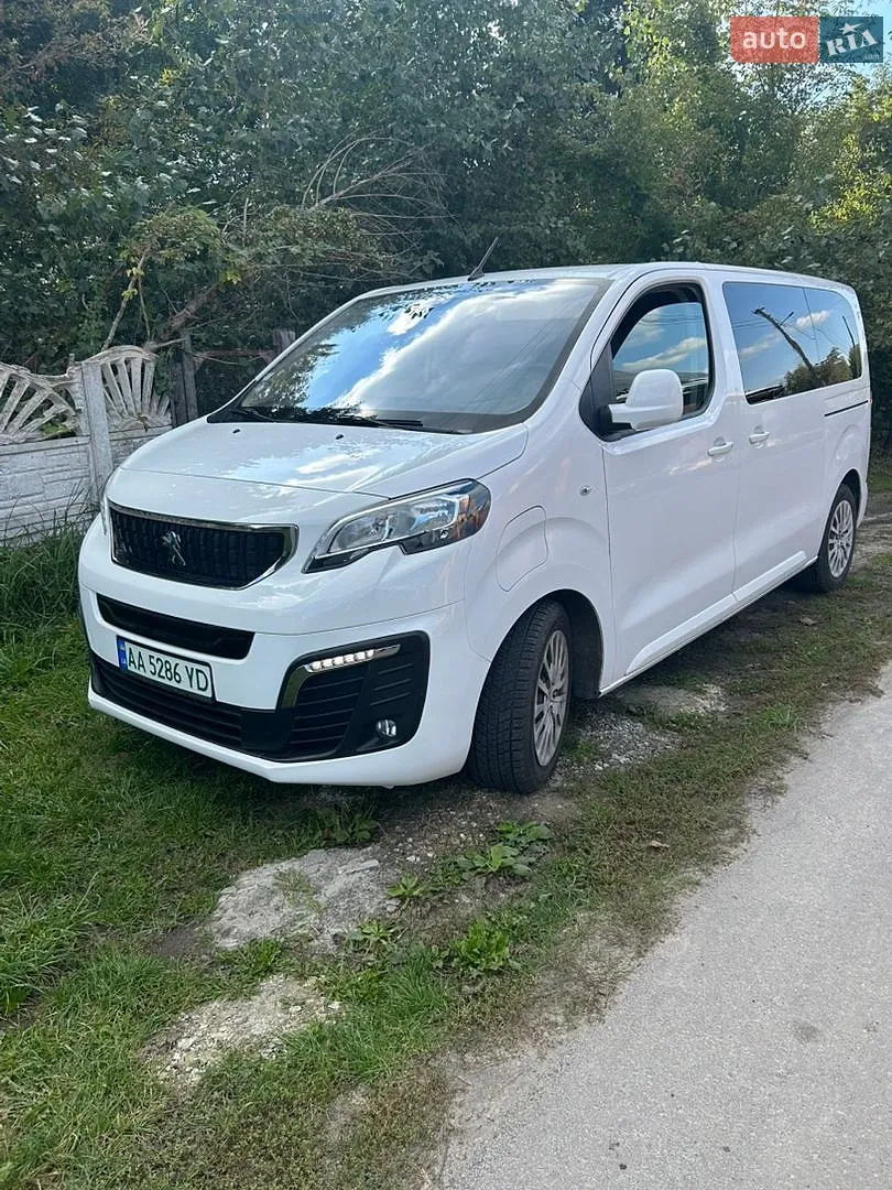 Peugeot Traveller, 2021