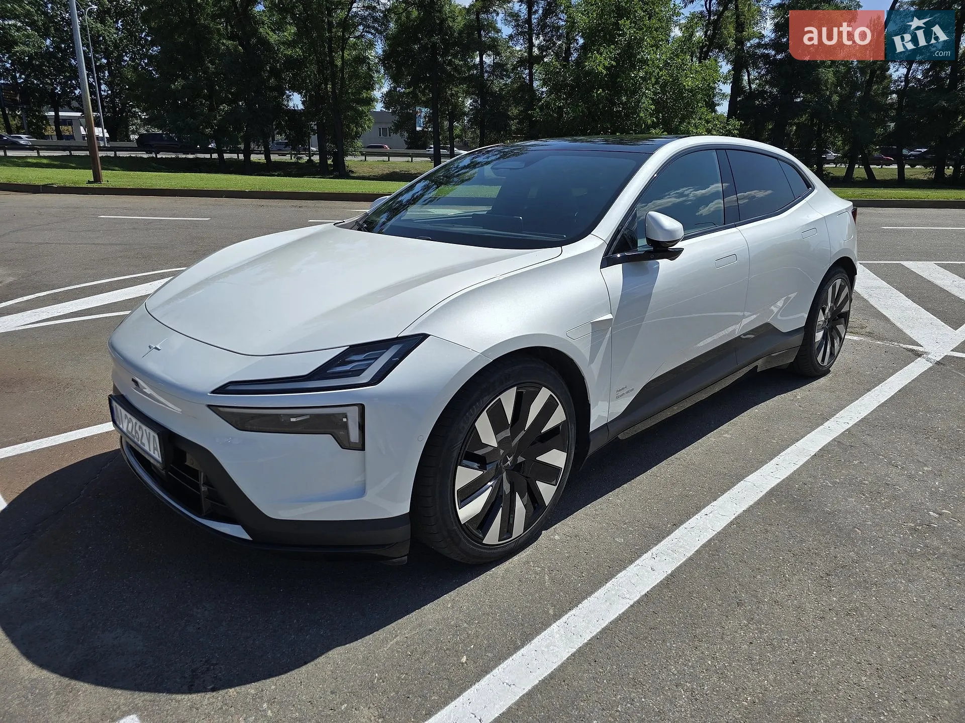 Polestar 4, 2024