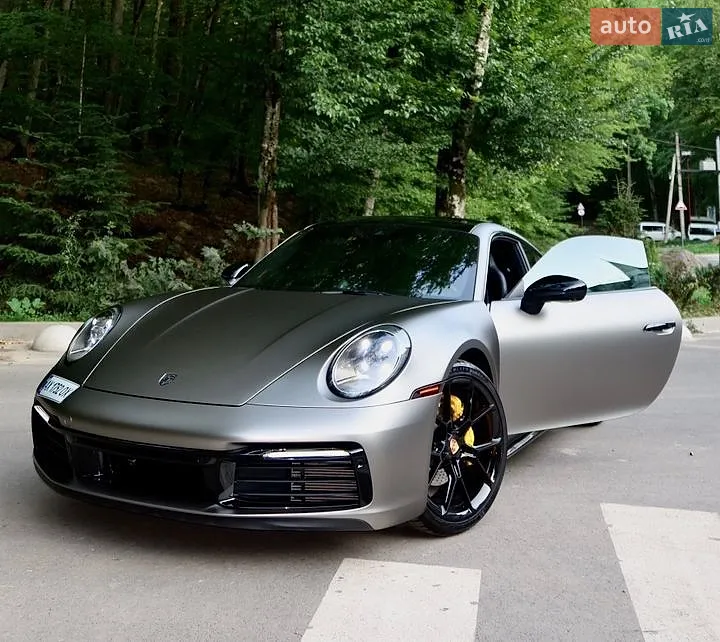 Porsche 911, 2021