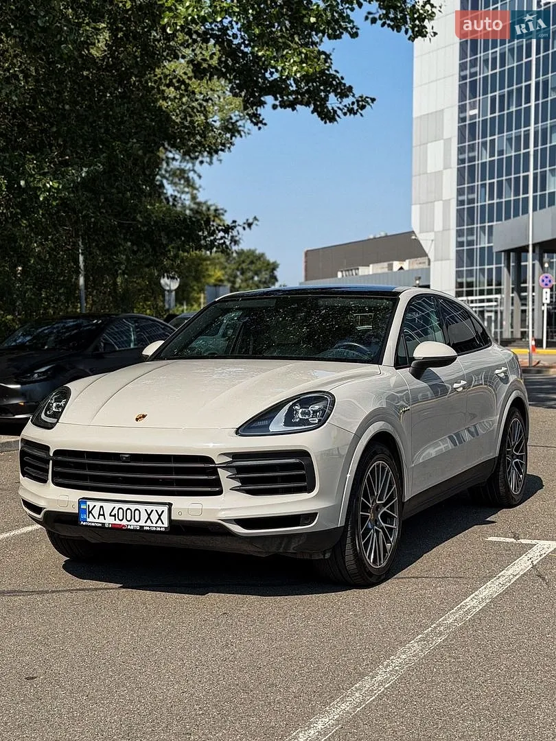 Porsche Cayenne, 2023