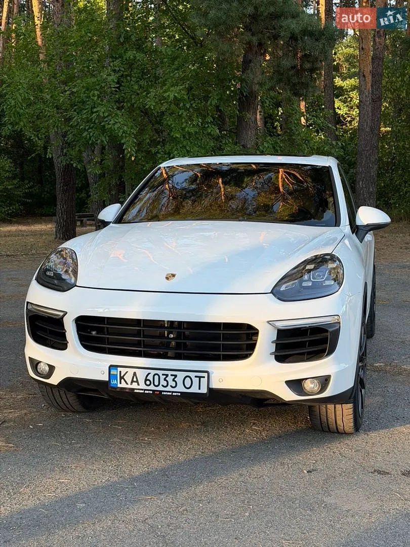Porsche Cayenne, 2015