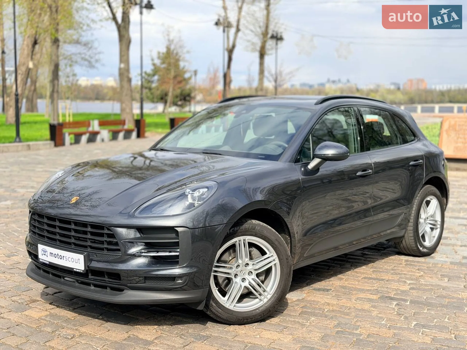 Porsche Macan, 2021