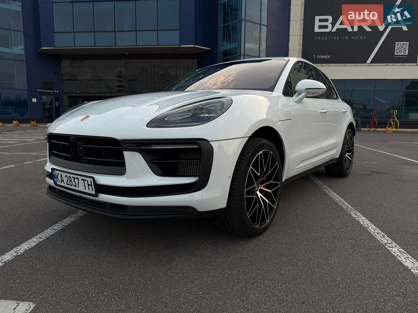Porsche Macan, 2024