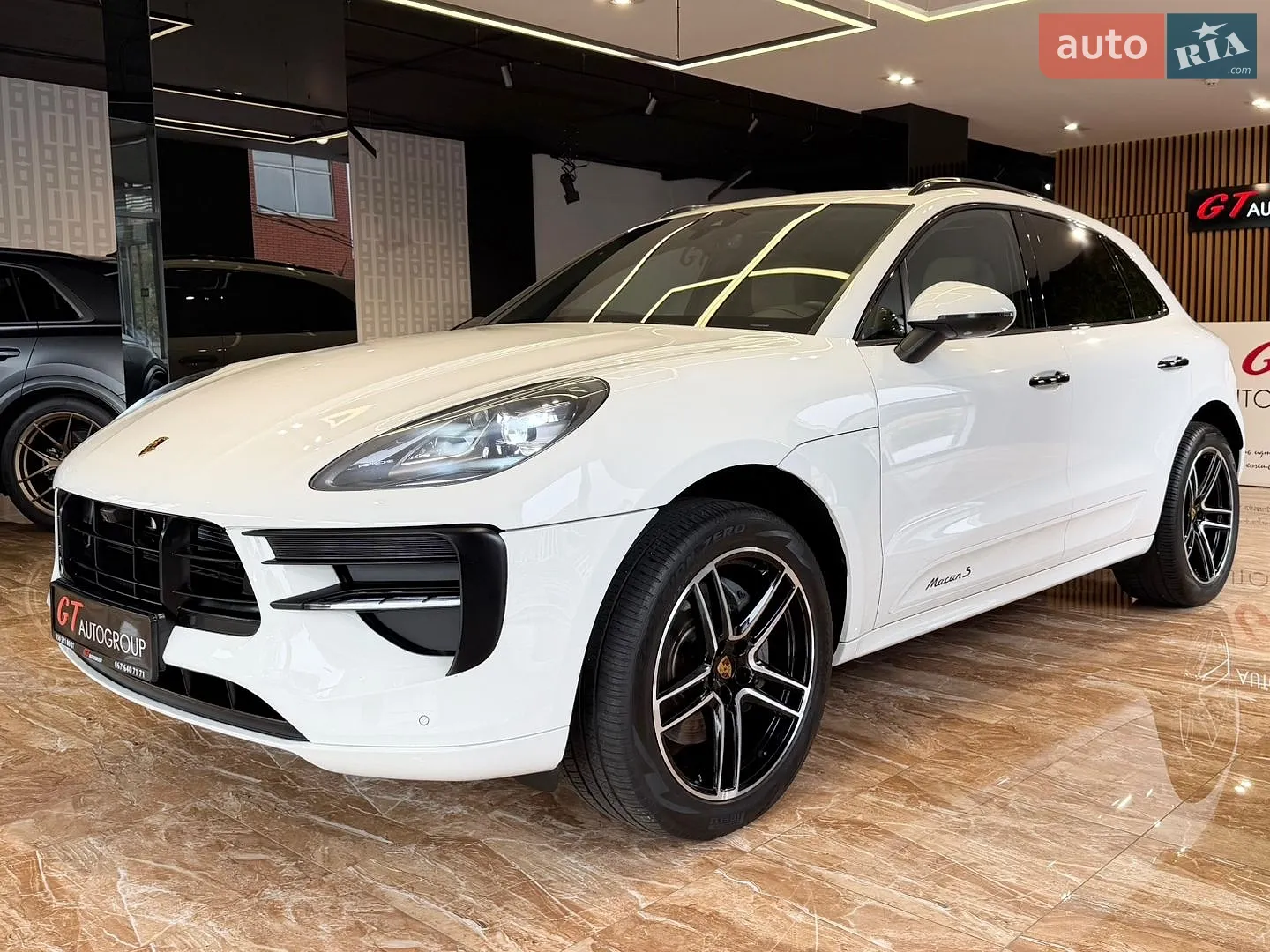 Porsche Macan, 2020