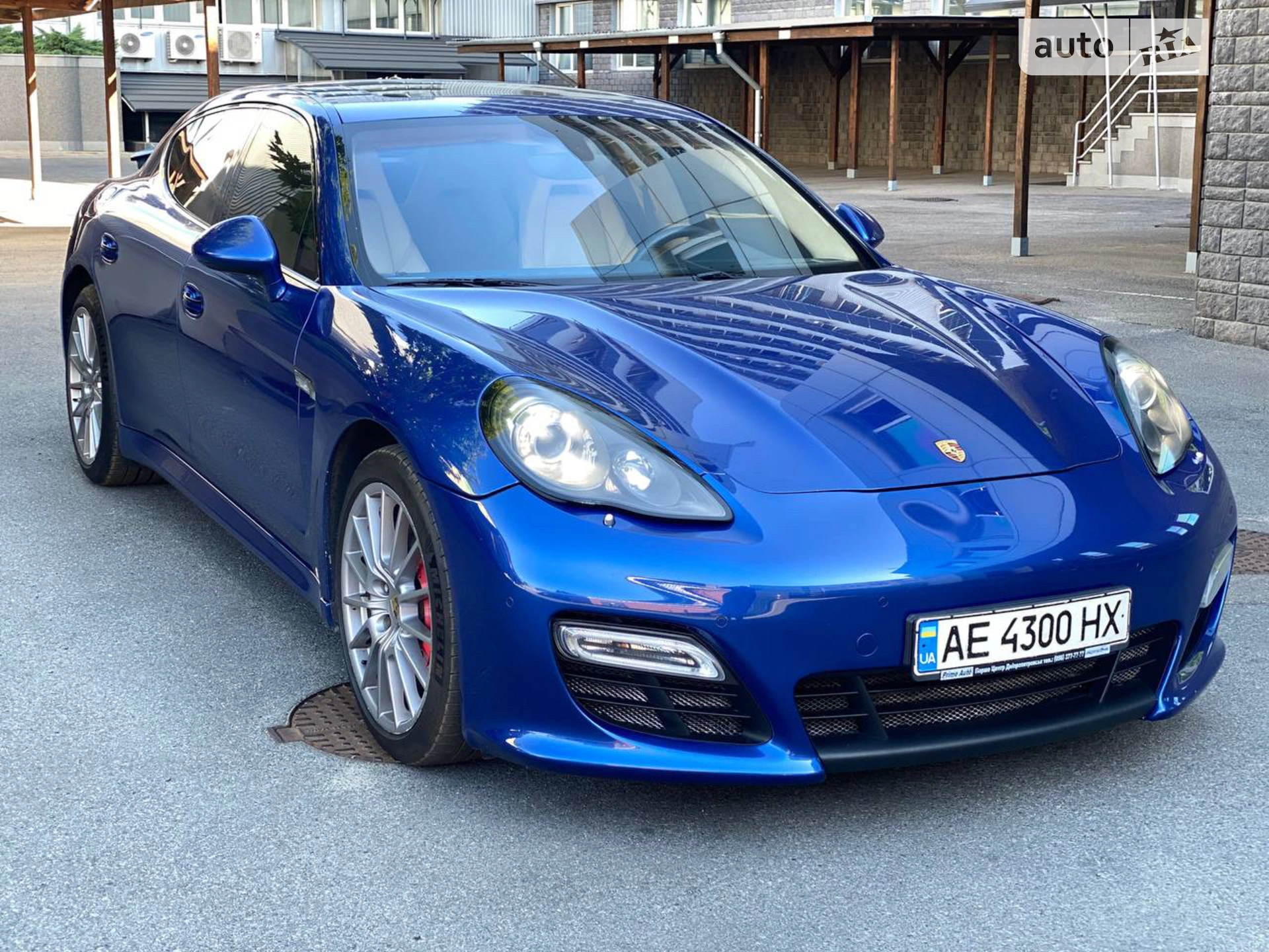Porsche Panamera 2011 — 1