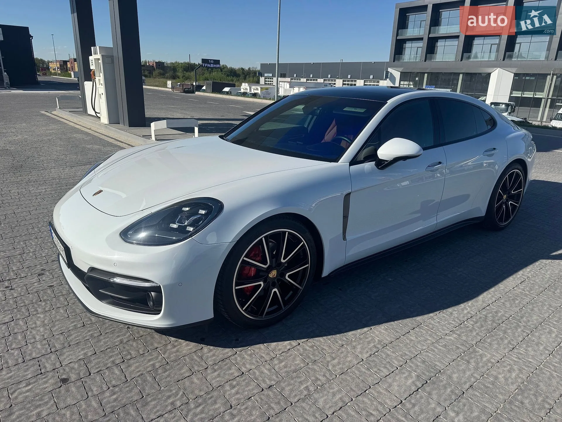 Porsche Panamera, 2023