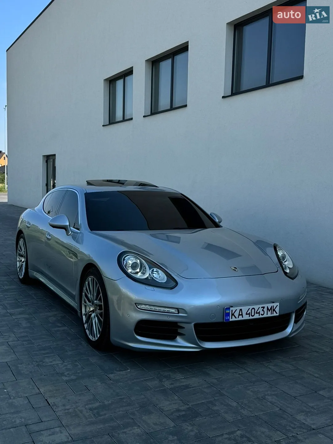 Porsche Panamera, 2015