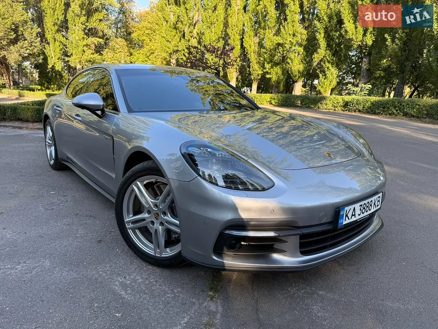 Porsche Panamera, 2019