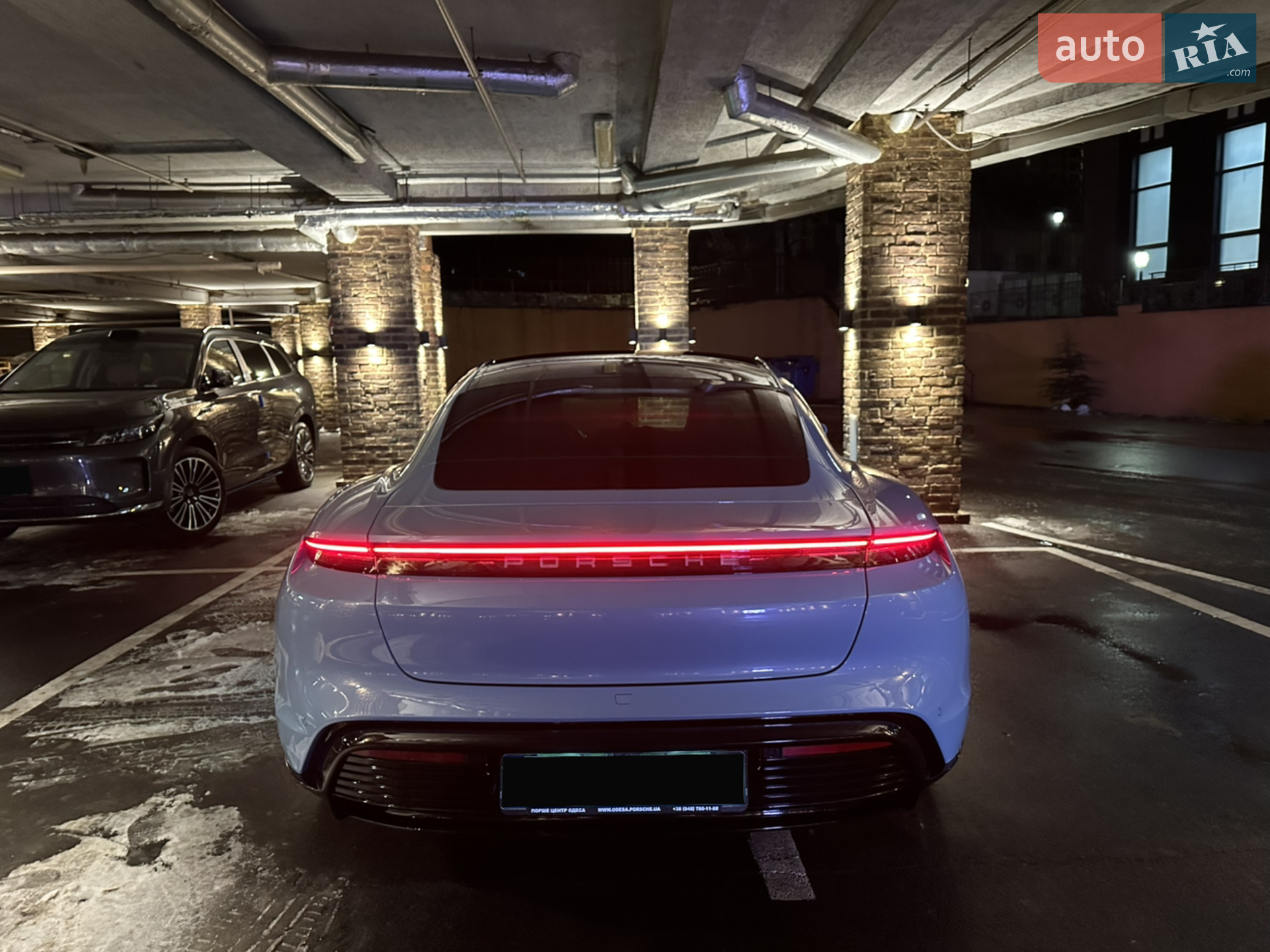 Porsche Taycan, 2020
