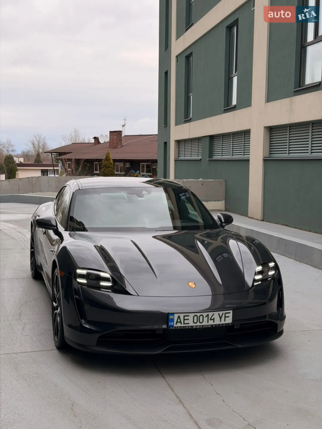Porsche Taycan, 2023