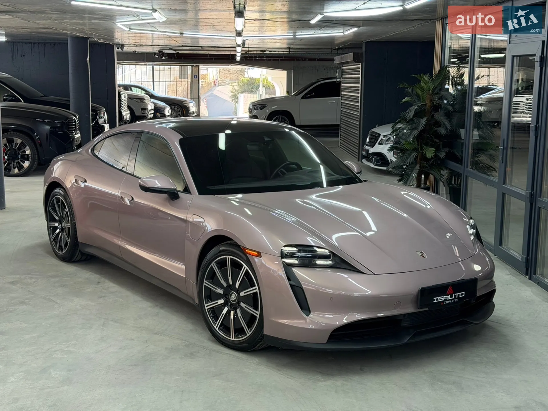 Porsche Taycan, 2021