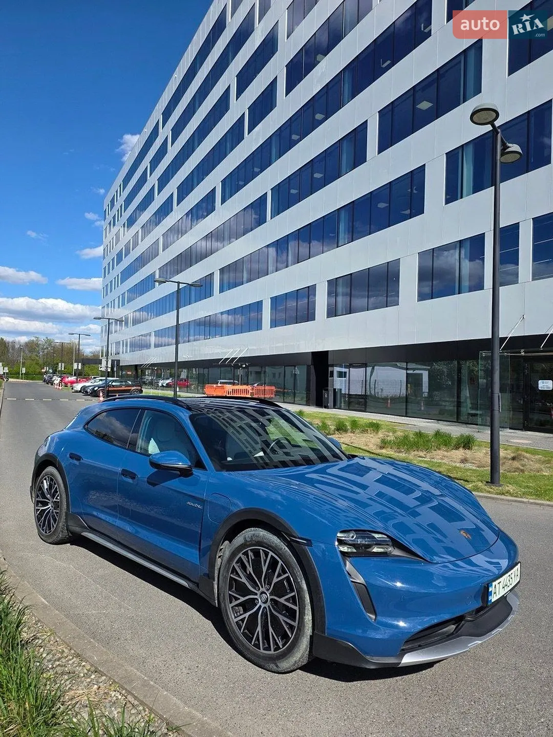 Porsche Taycan, 2023