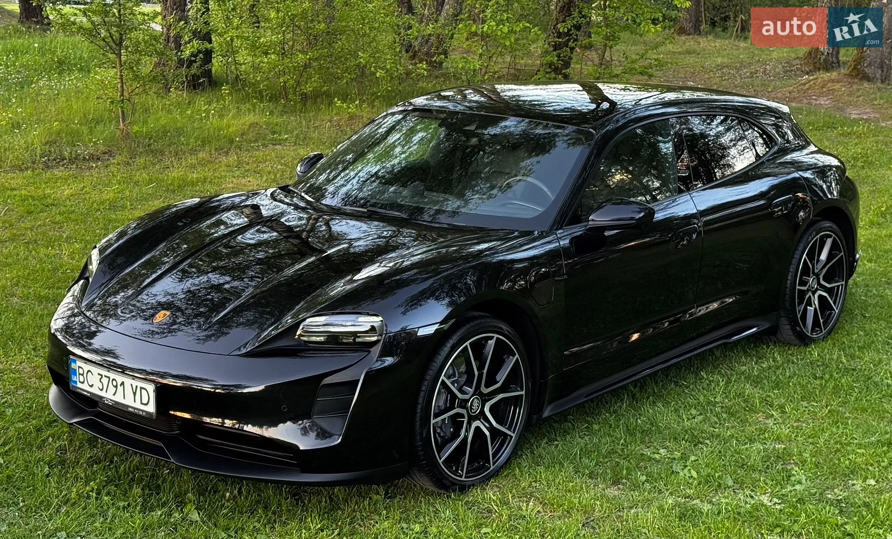 Porsche Taycan, 2022