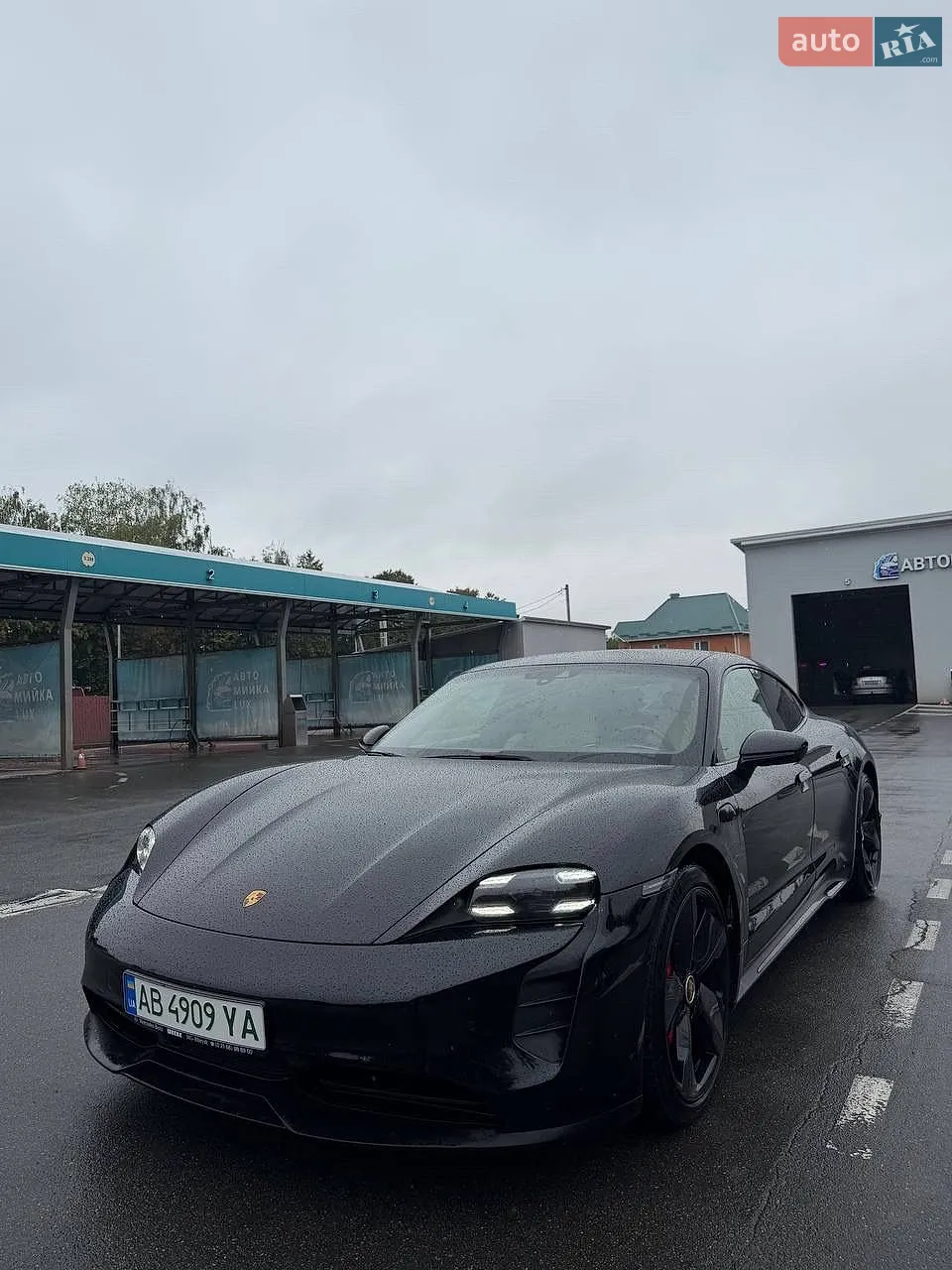 Porsche Taycan, 2020