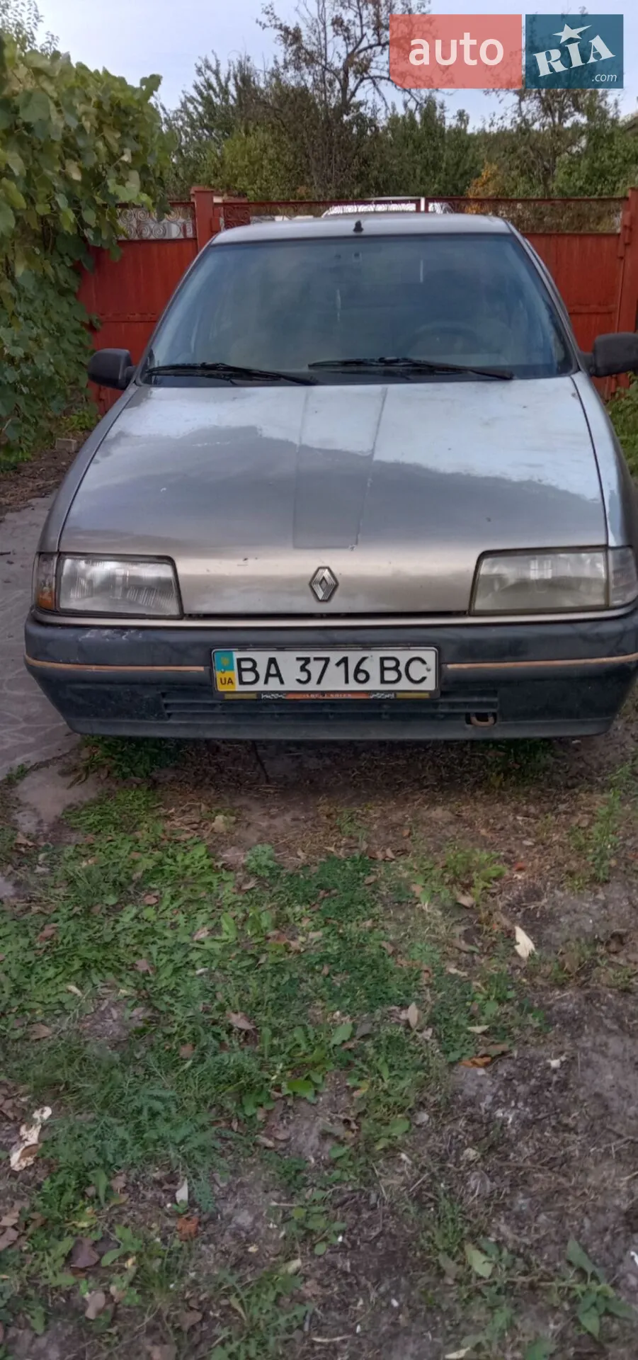 Renault 19, 1990