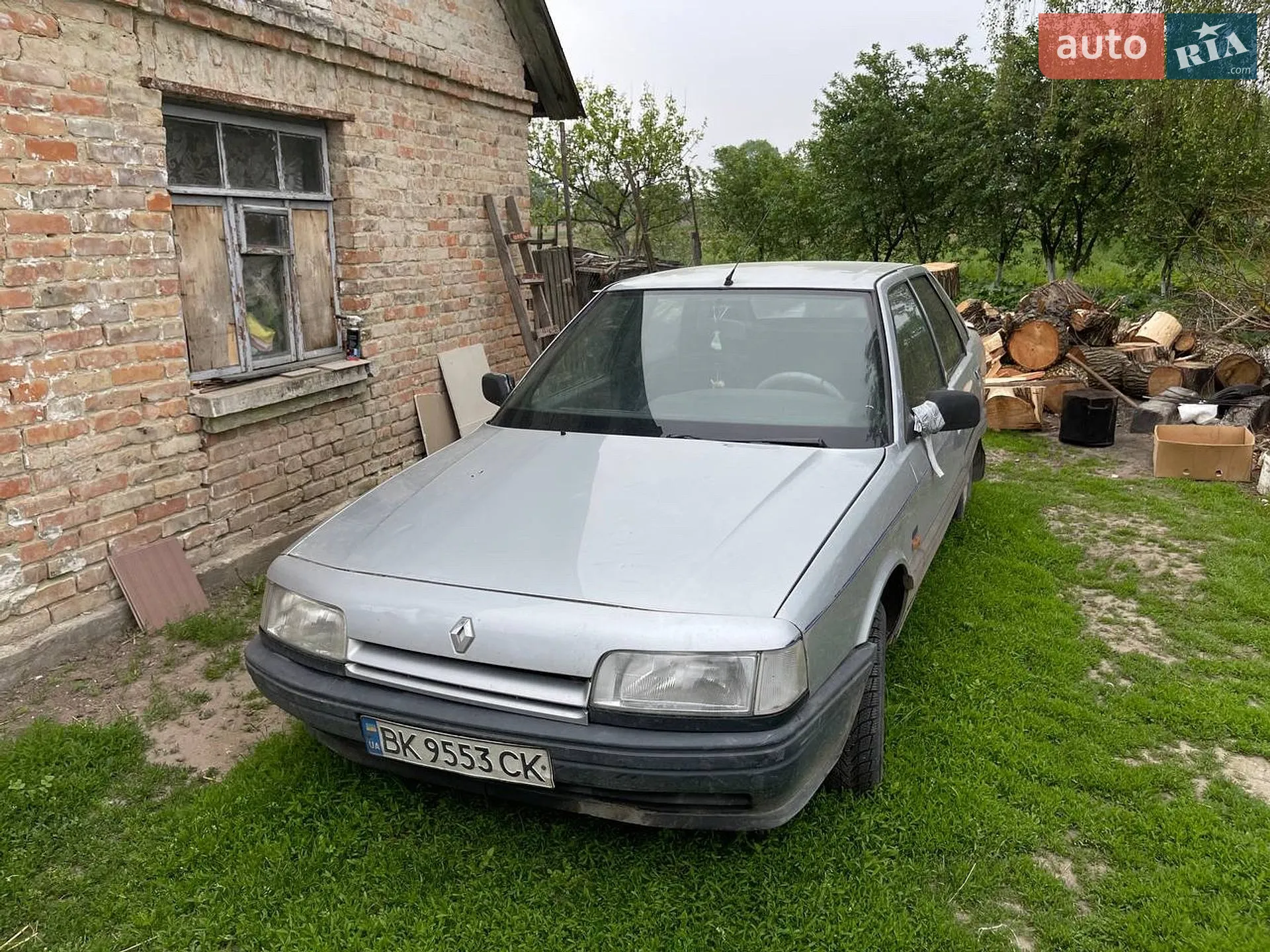 Renault 21, 1990