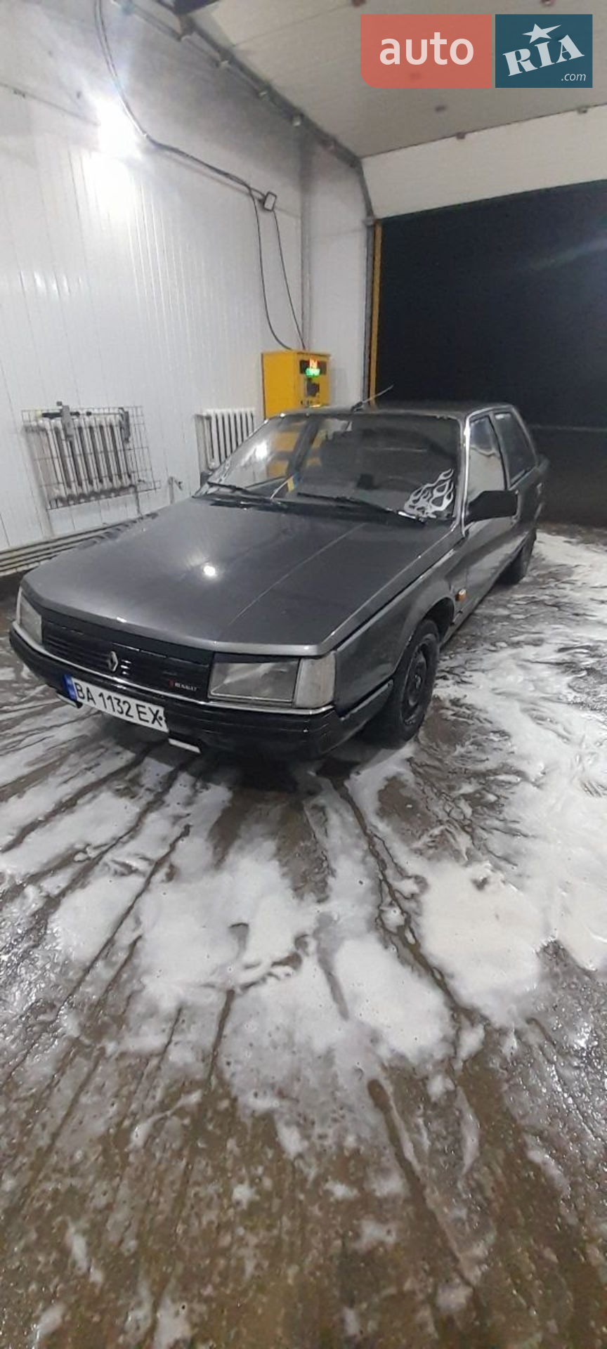 Renault 25, 1988