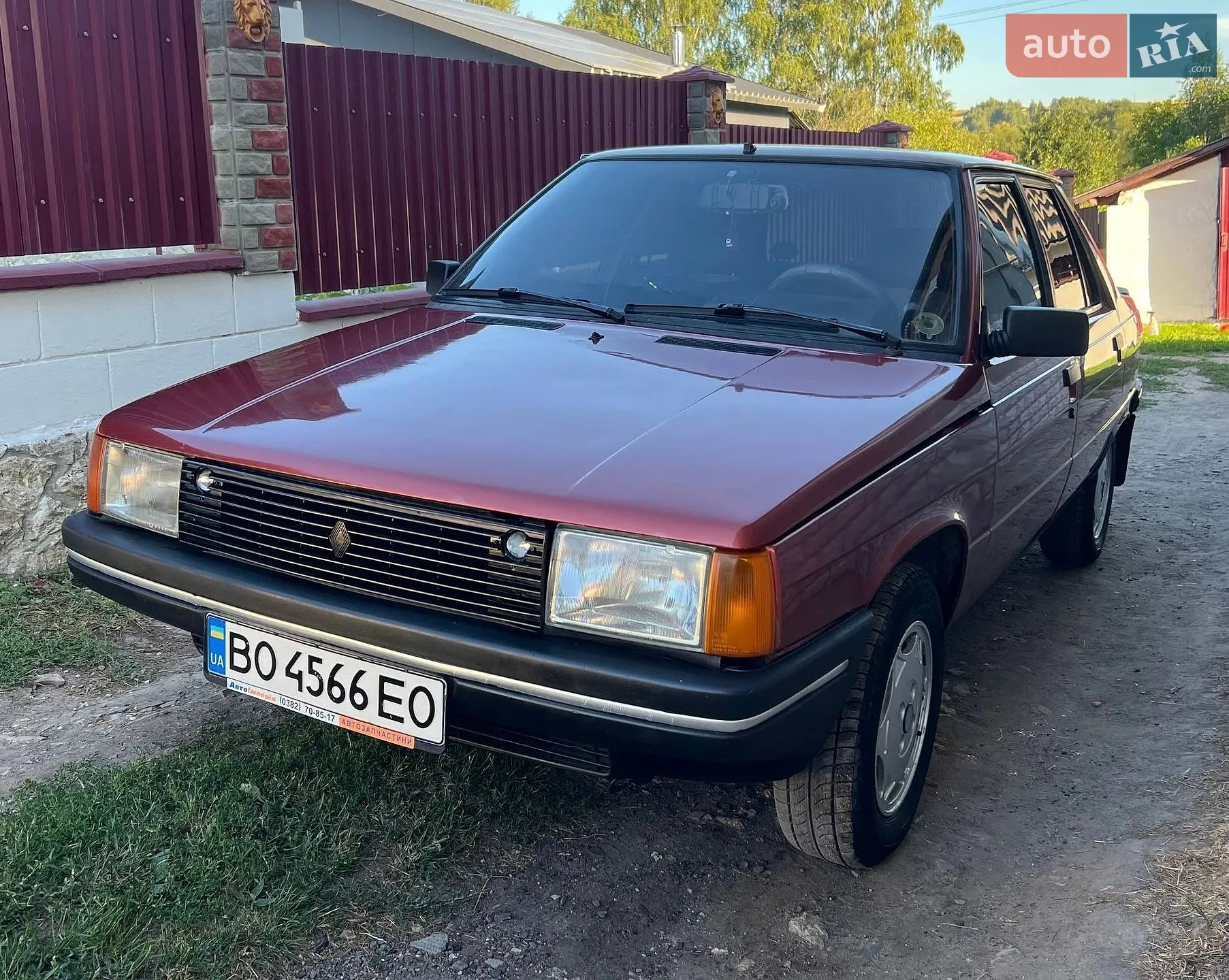 Renault 9, 1985
