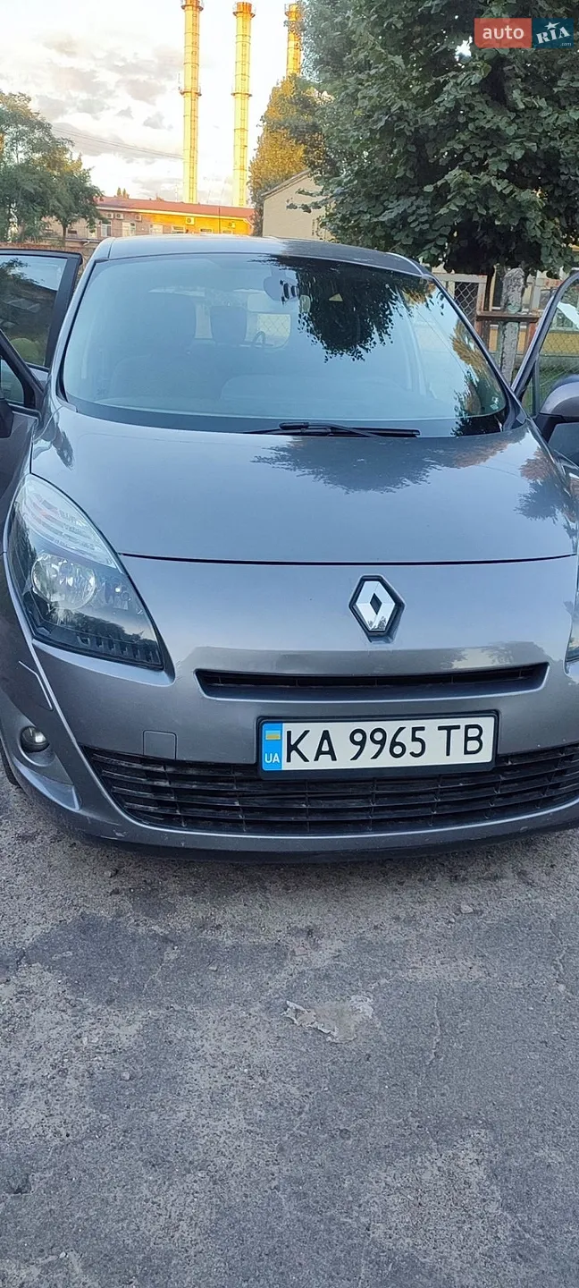 Renault Grand Scenic, 2011