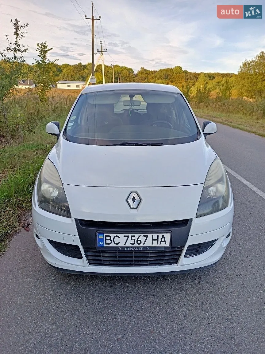 Renault Grand Scenic, 2011