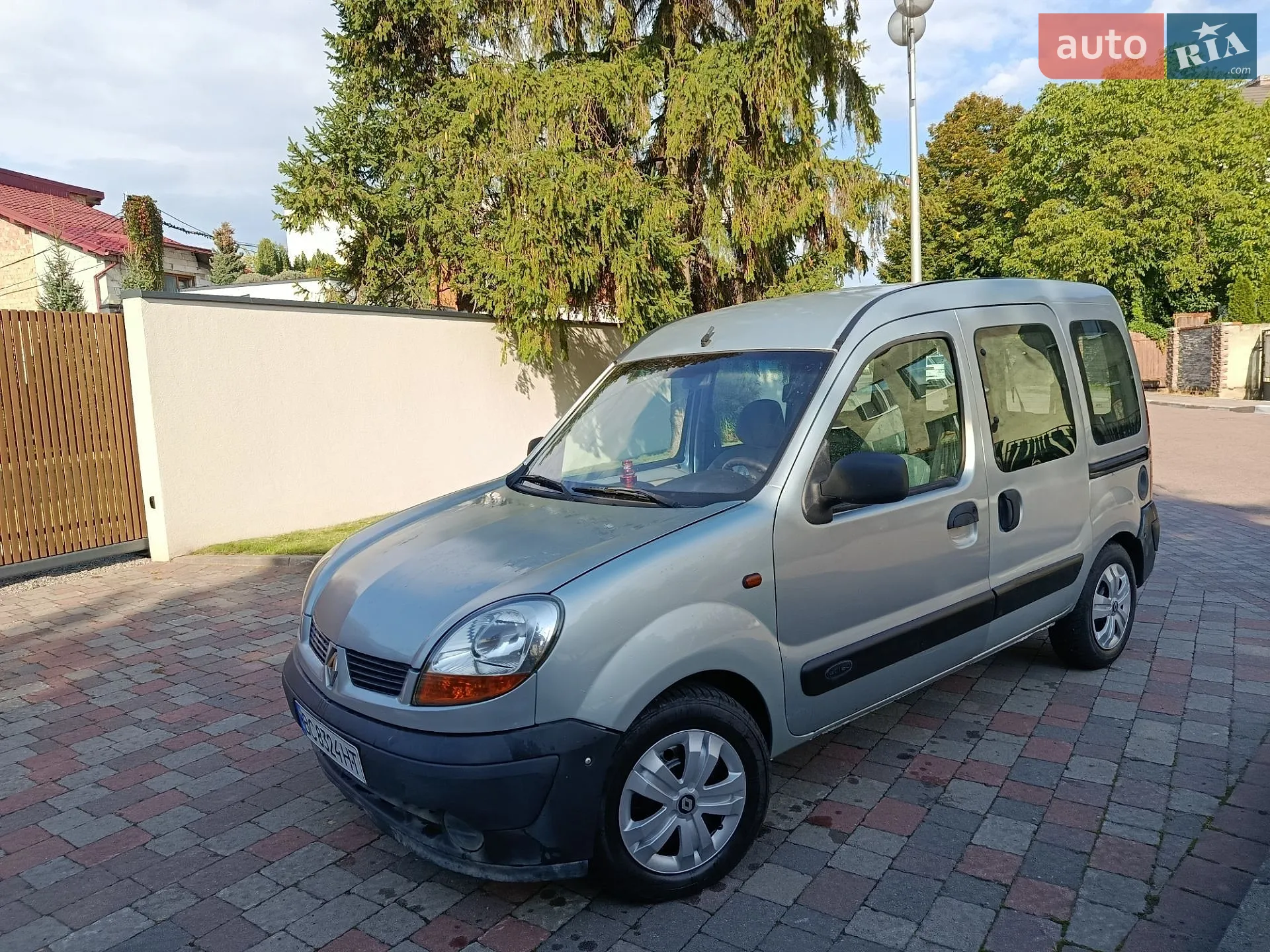 Renault Kangoo 2004 — 1