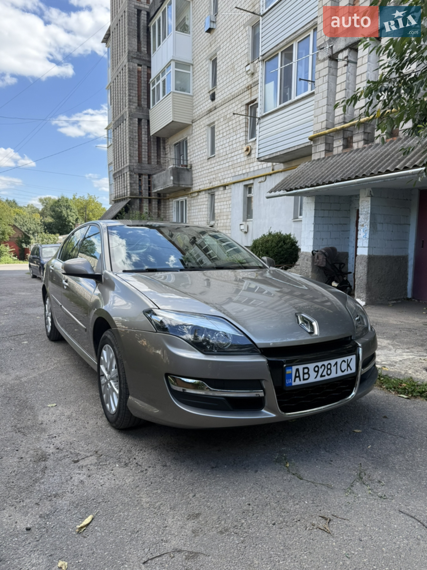 Renault Laguna, 2013