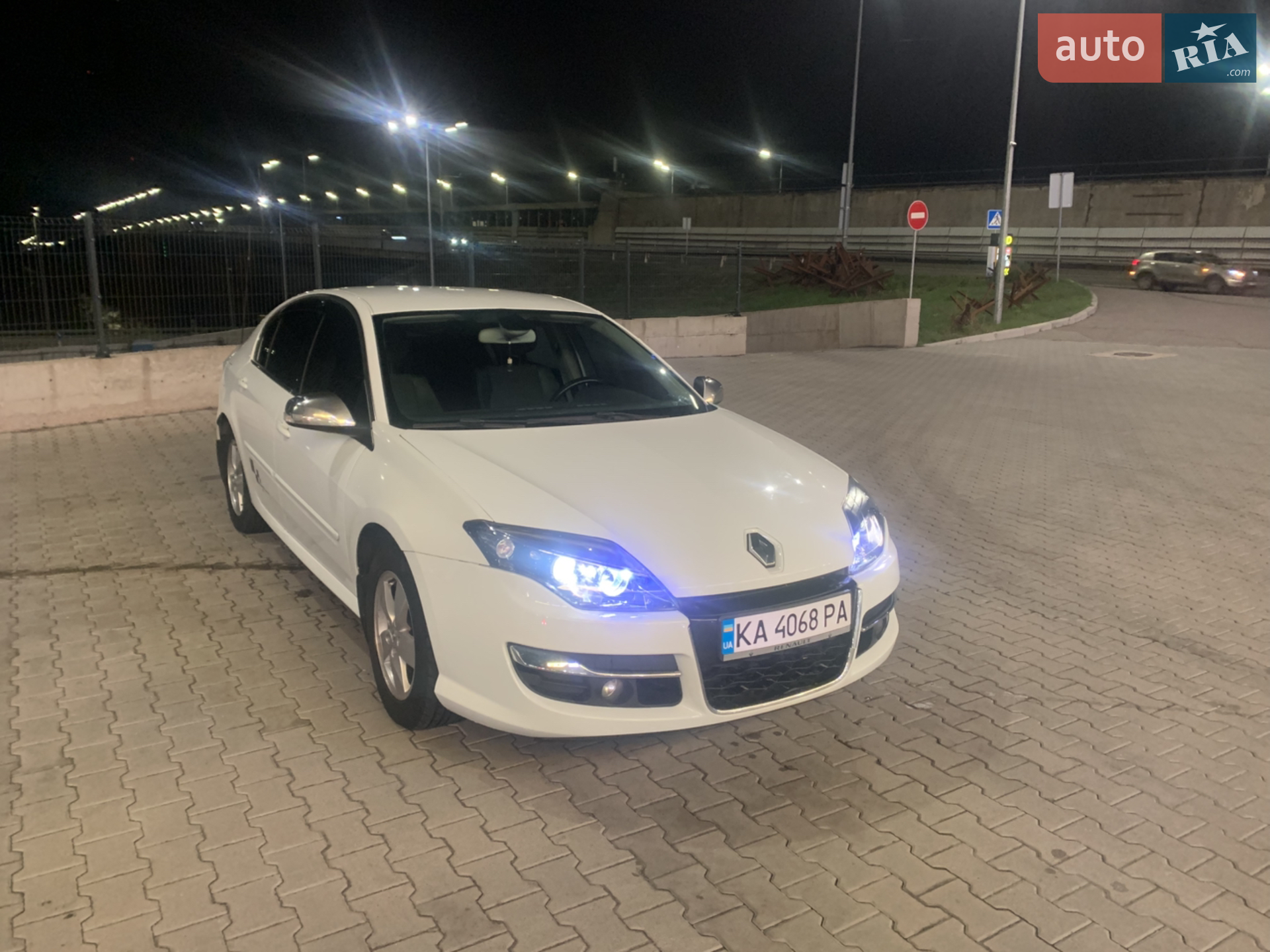 Renault Laguna, 2012