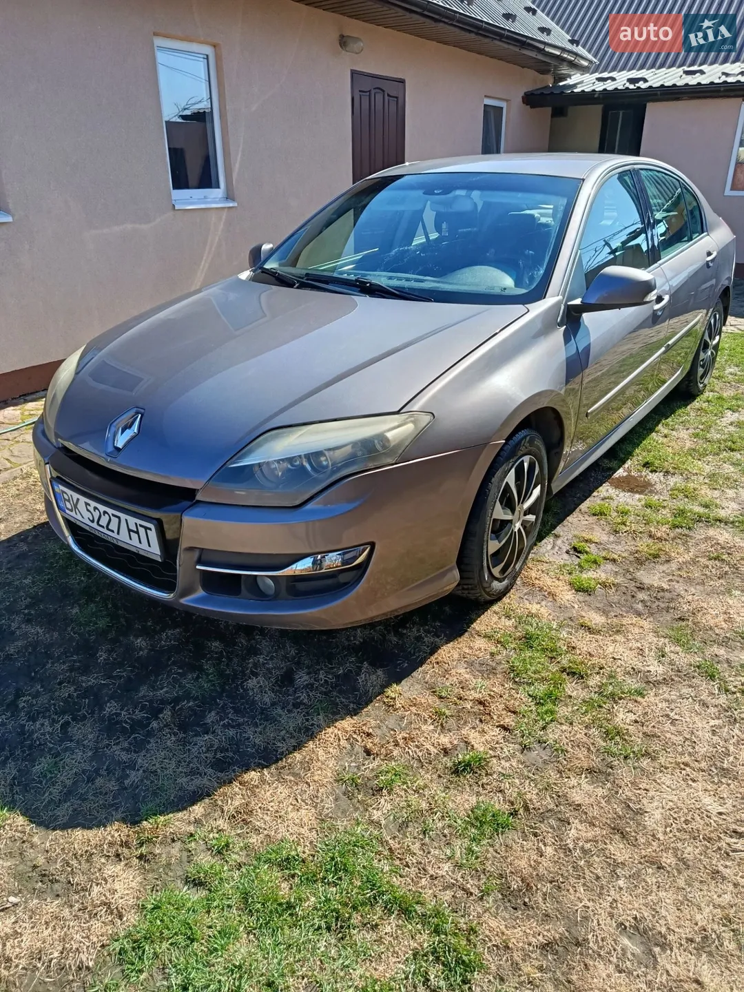 Renault Laguna, 2012