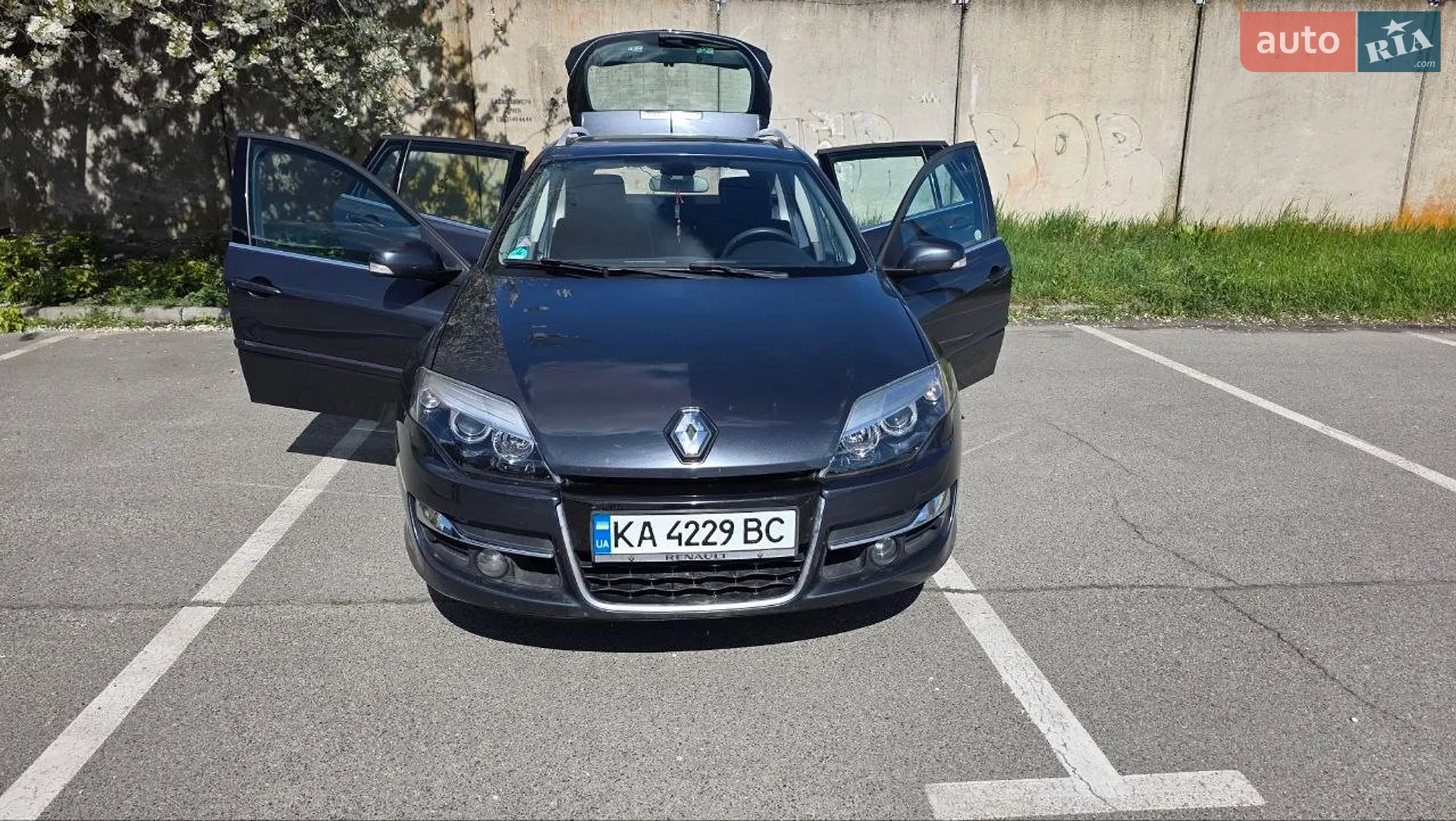 Renault Laguna, 2011