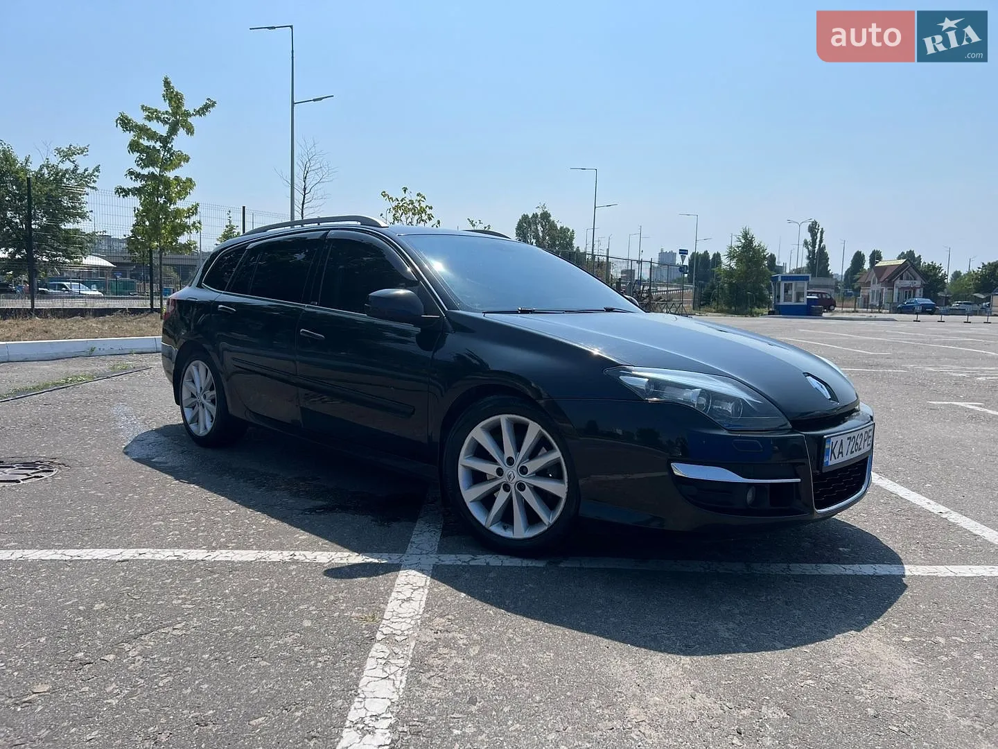 Renault Laguna, 2011