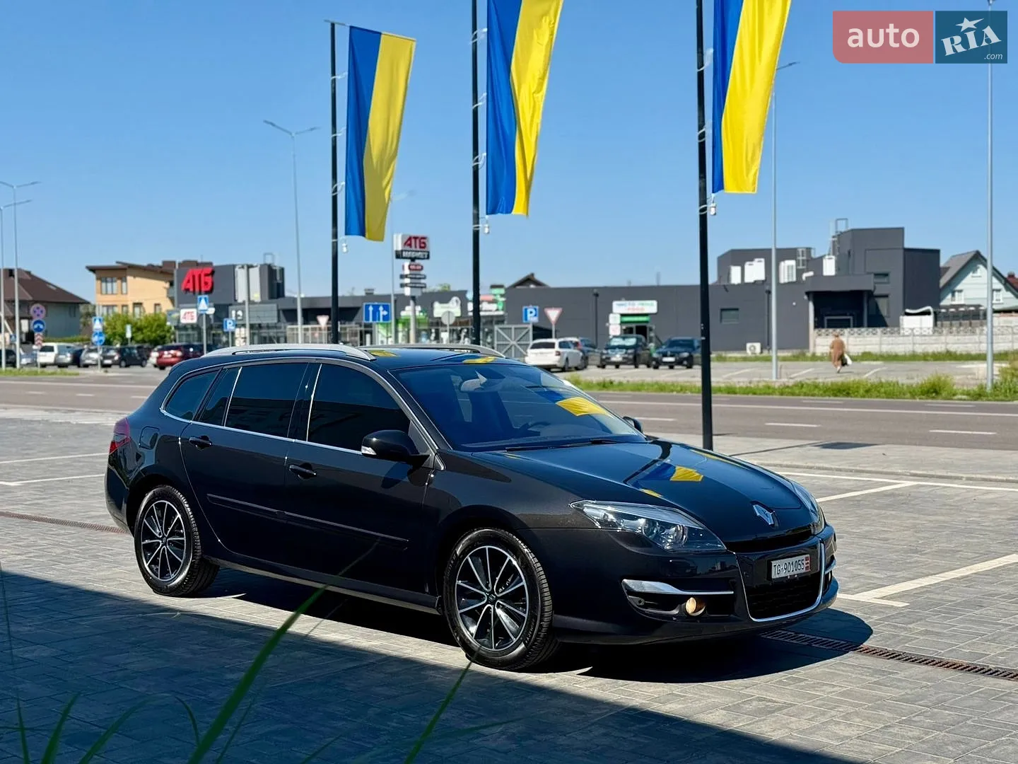 Renault Laguna, 2012