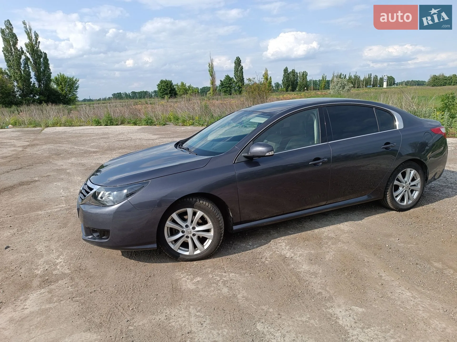 Renault Latitude, 2010