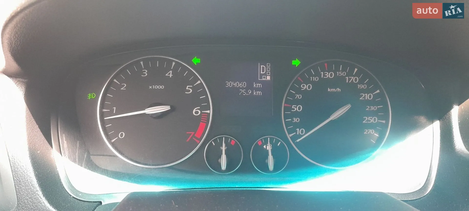 Renault Latitude, 2012