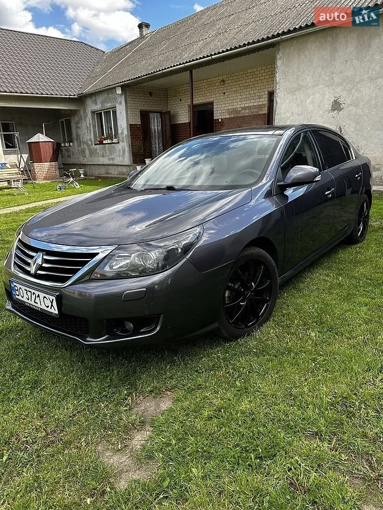 Renault Latitude, 2011