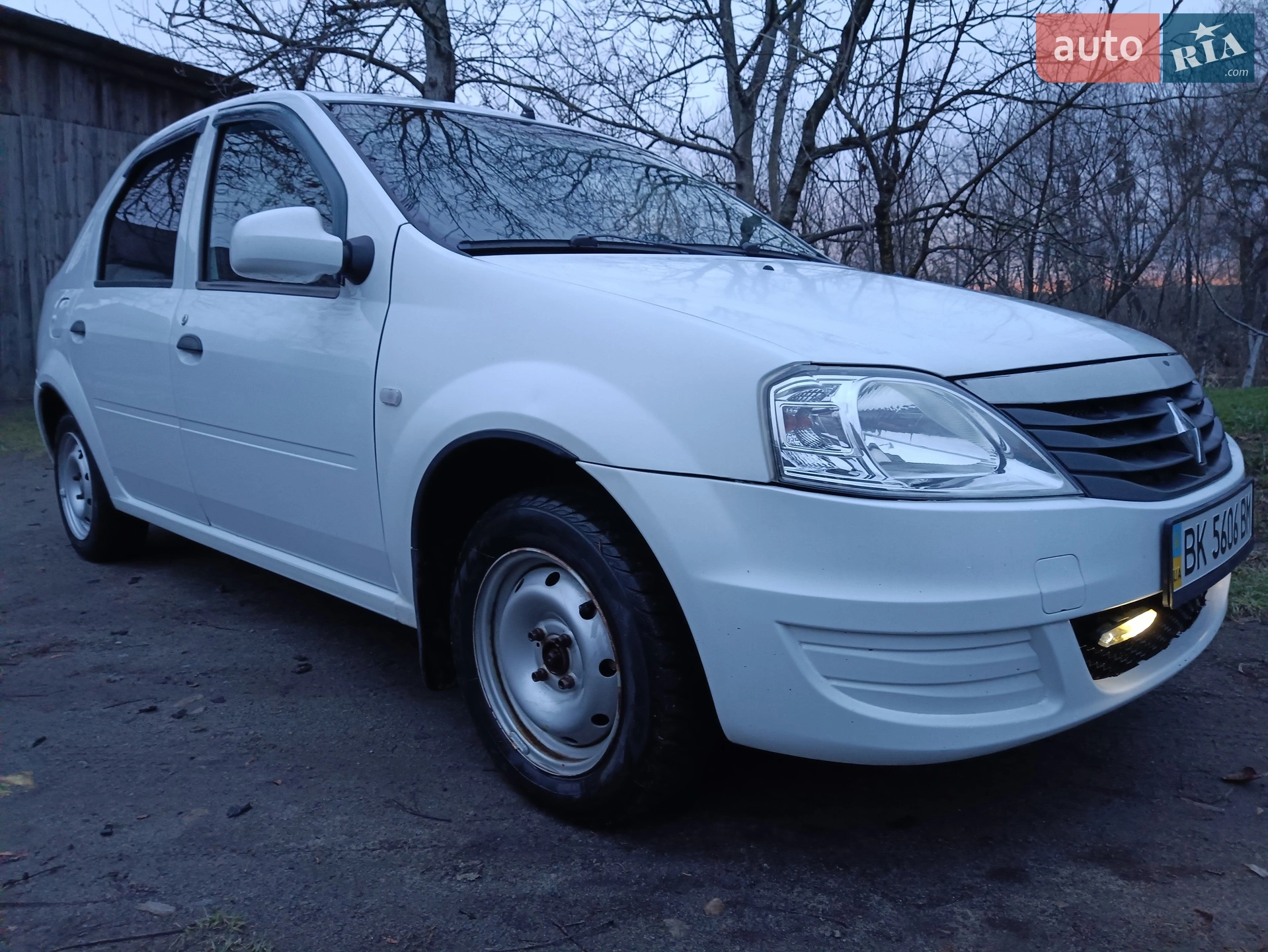 Renault Logan, 2011