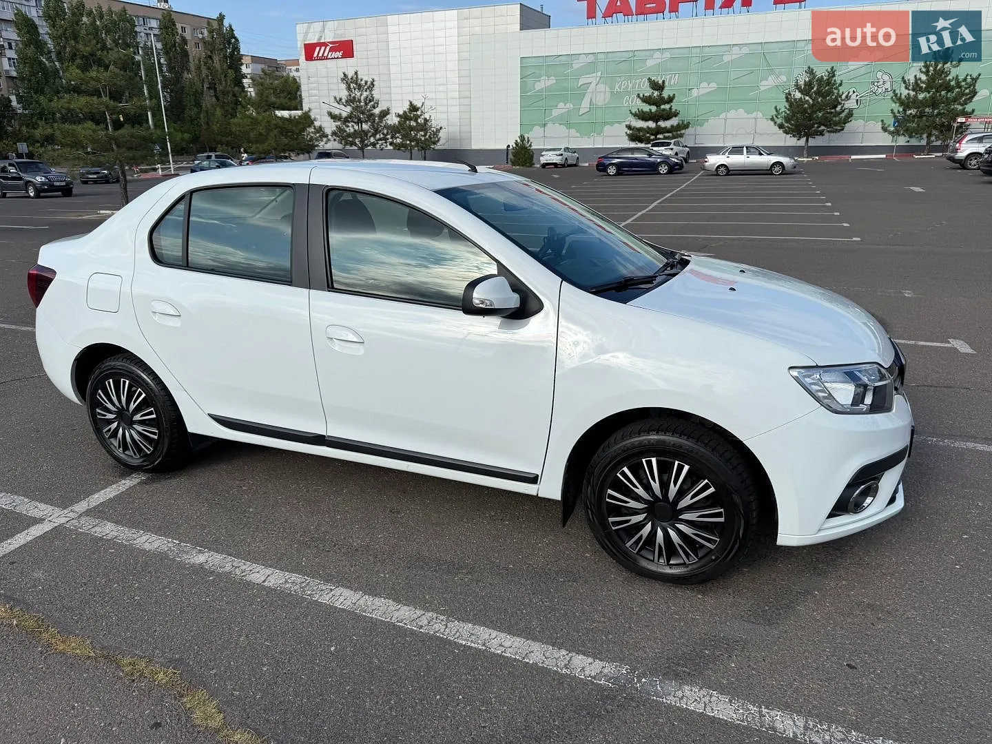 Renault Logan, 2021