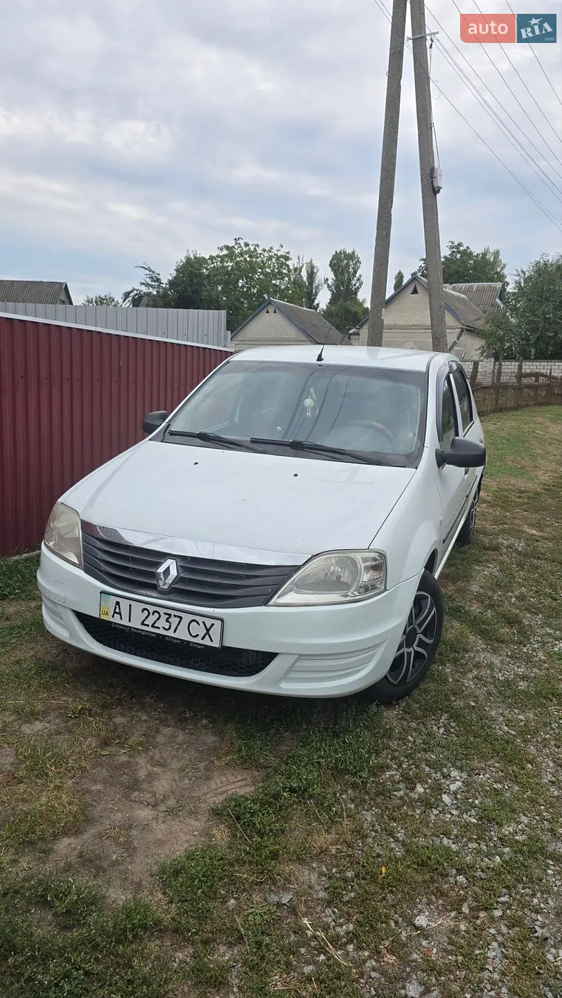 Renault Logan, 2011