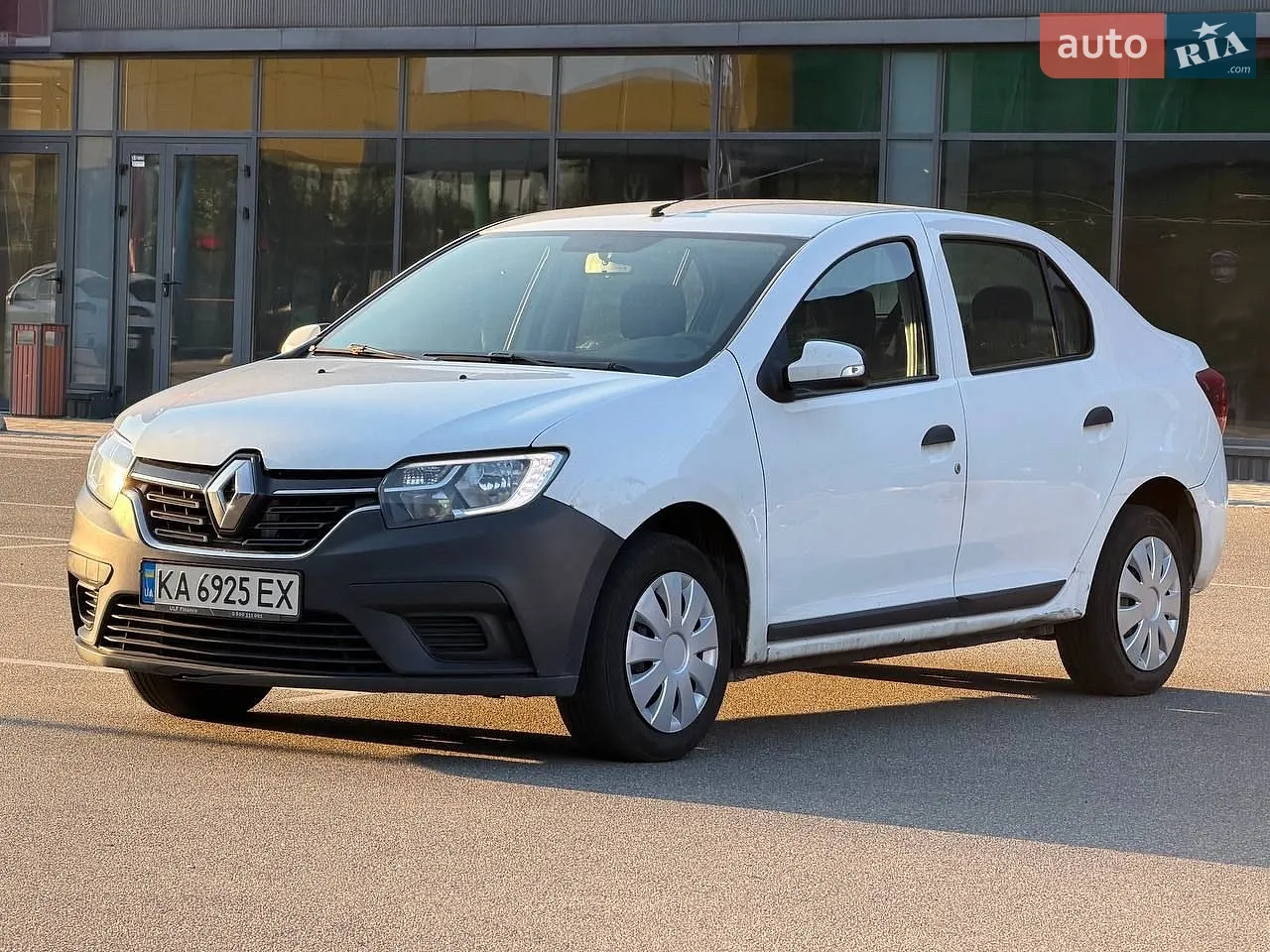 Renault Logan, 2019