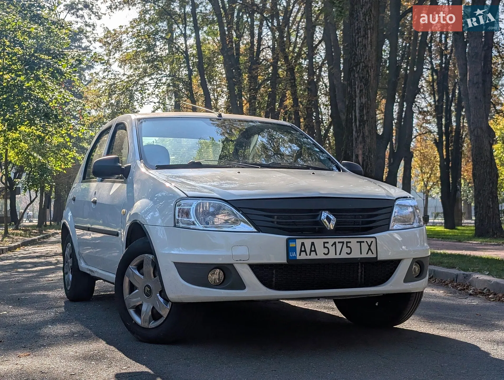 Renault Logan, 2011