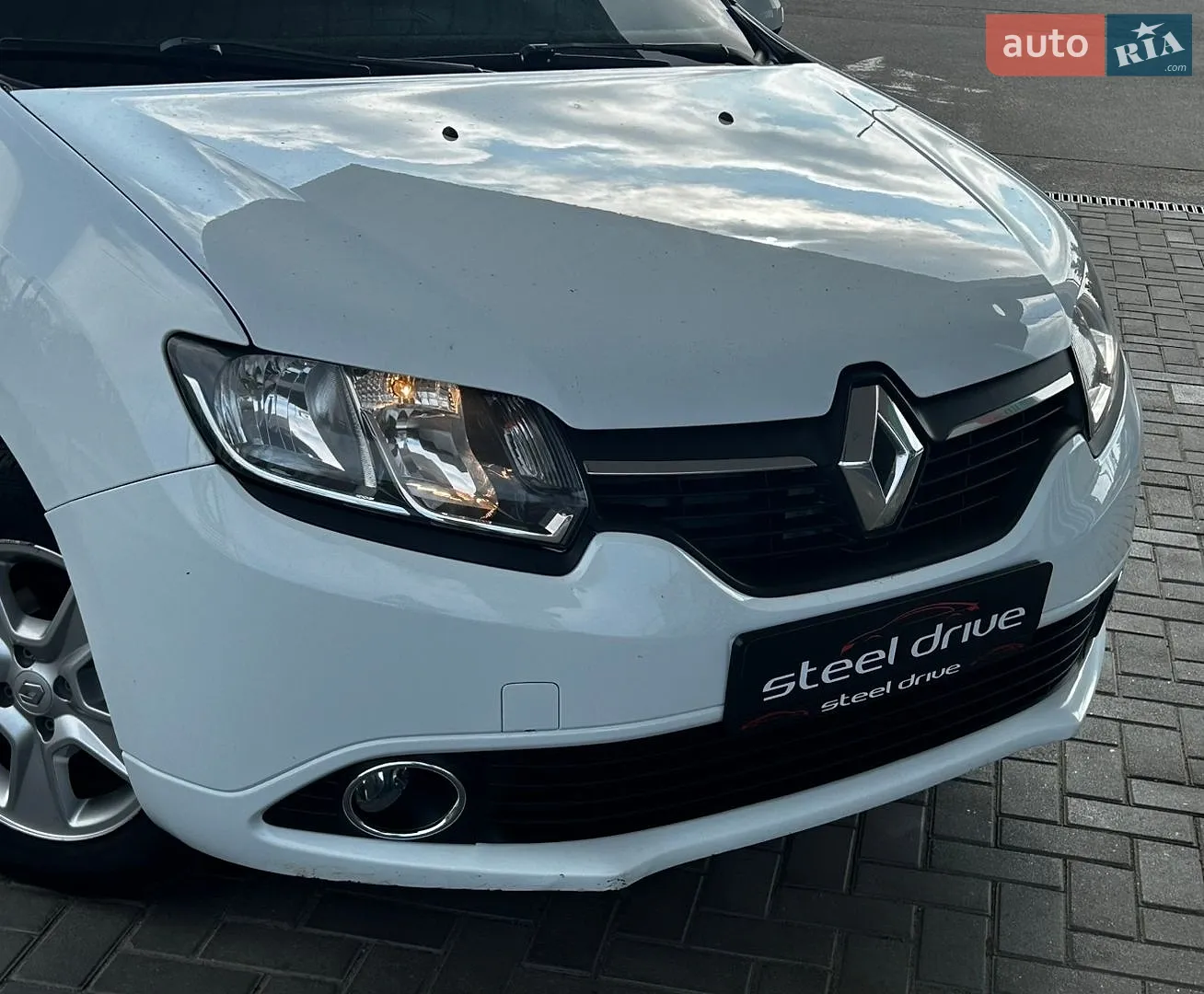 Renault Logan, 2013