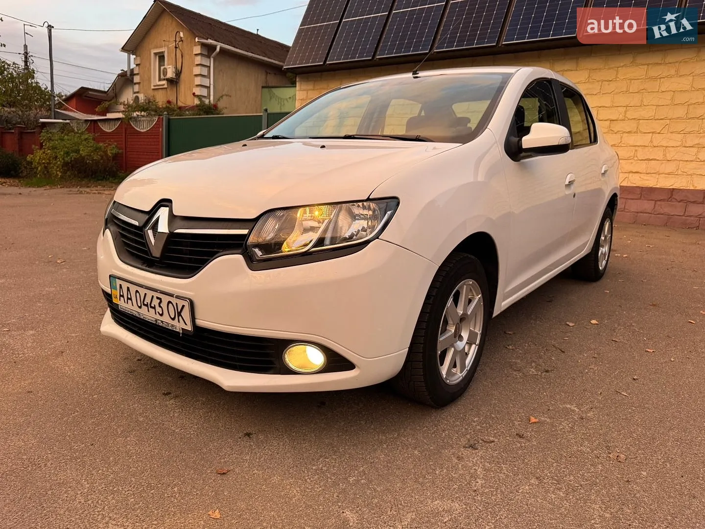 Renault Logan, 2013