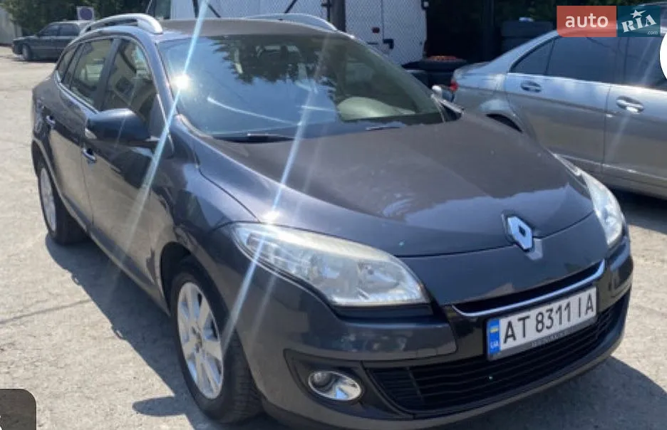Renault Megane 2012 — 1