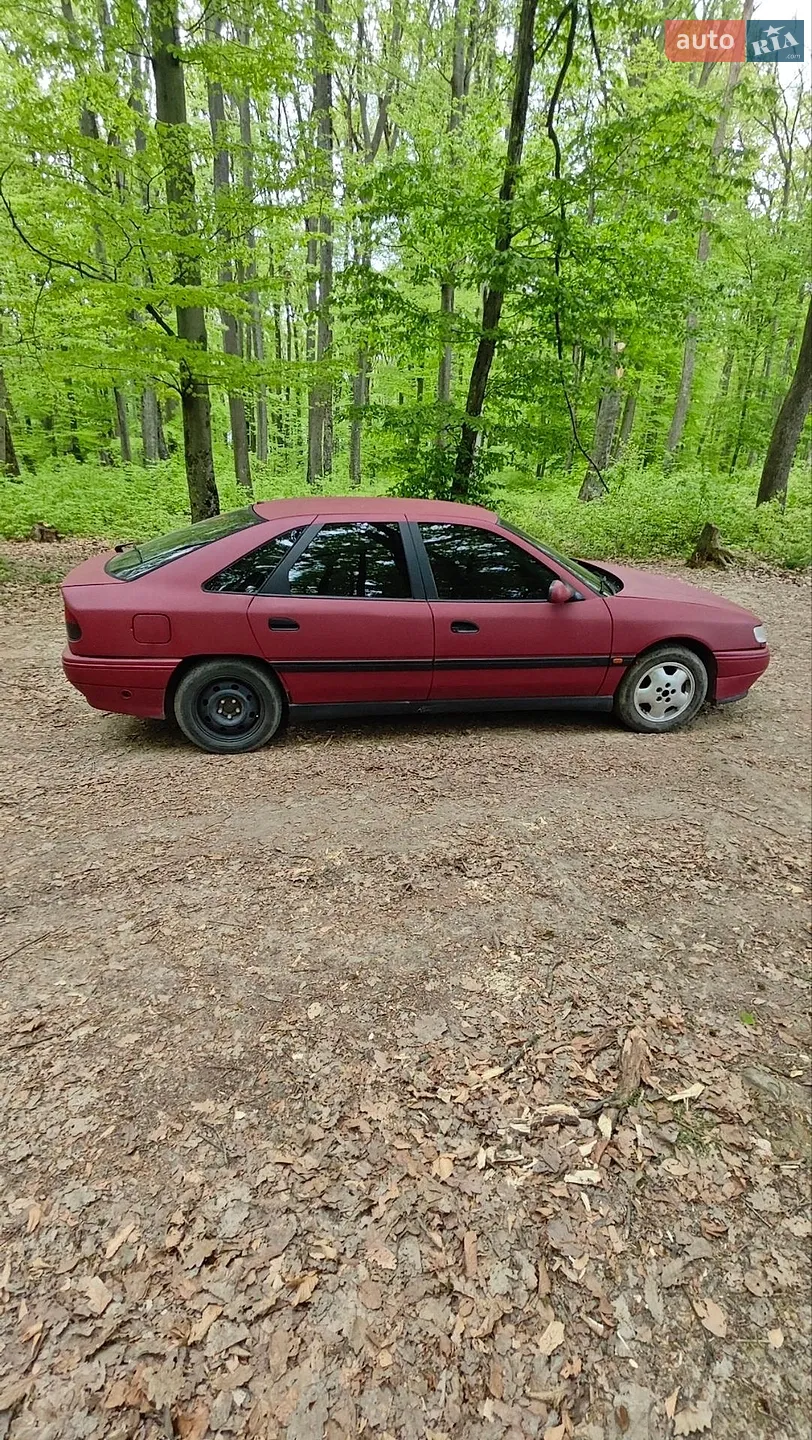 Renault Safrane, 1994
