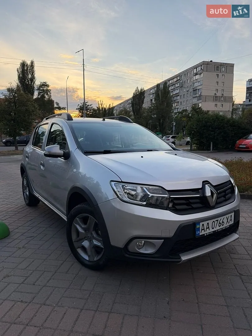 Renault Sandero StepWay, 2018