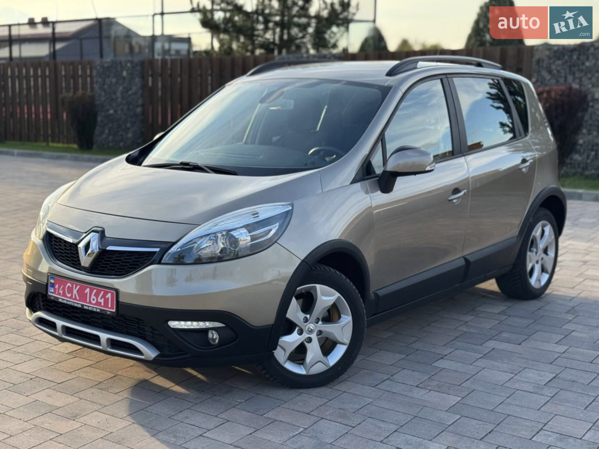 Renault Scenic XMOD, 2016