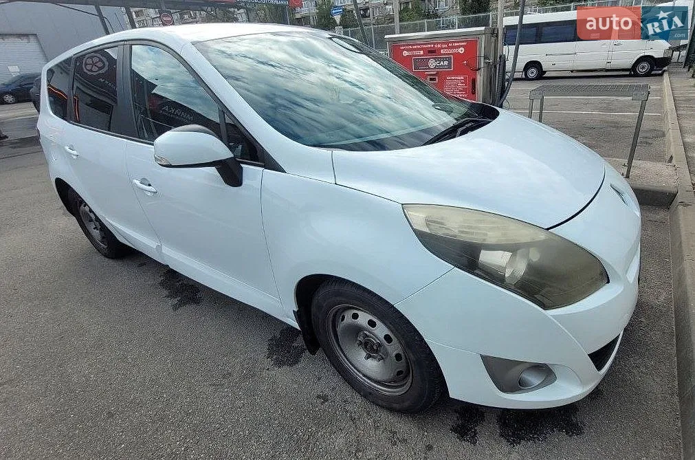 Renault Scenic, 2011