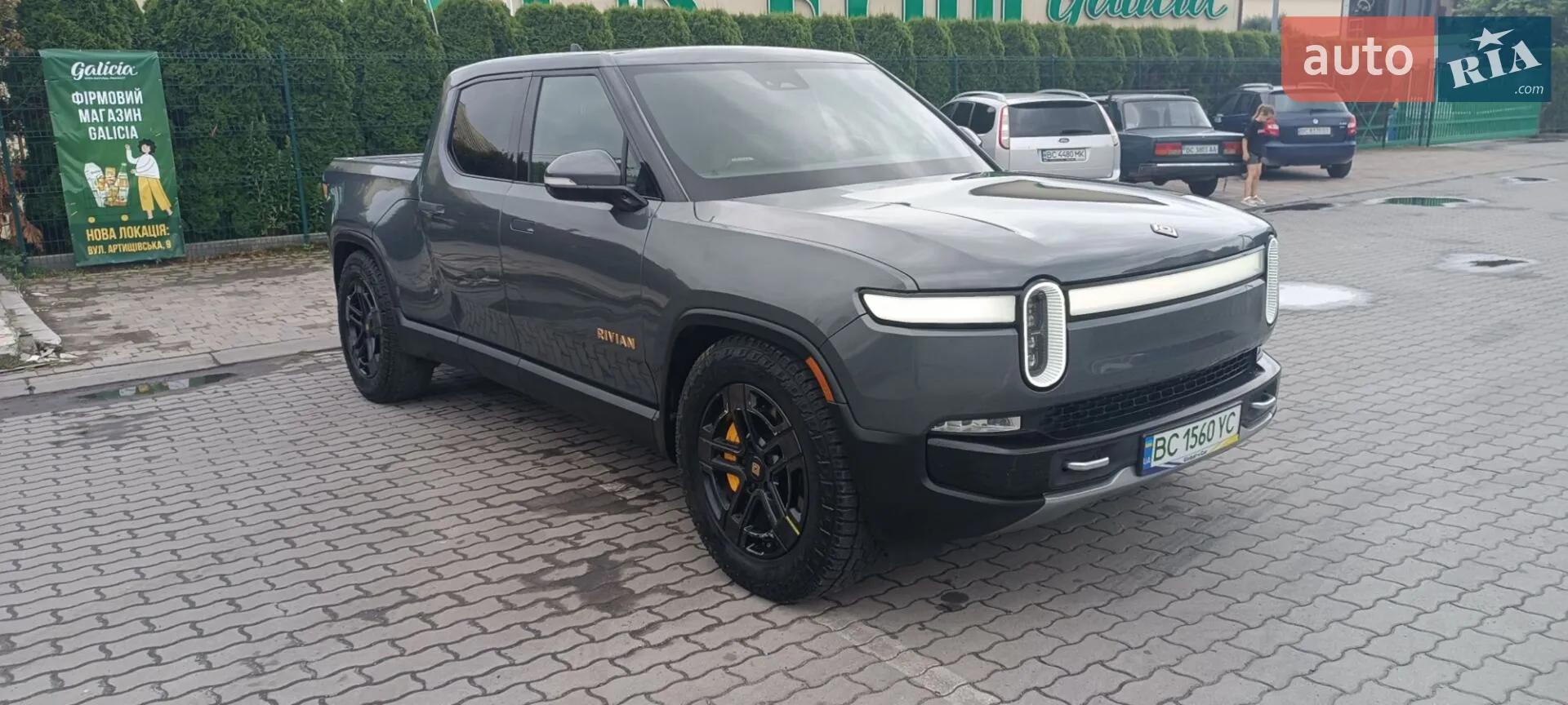 Rivian R1T, 2022