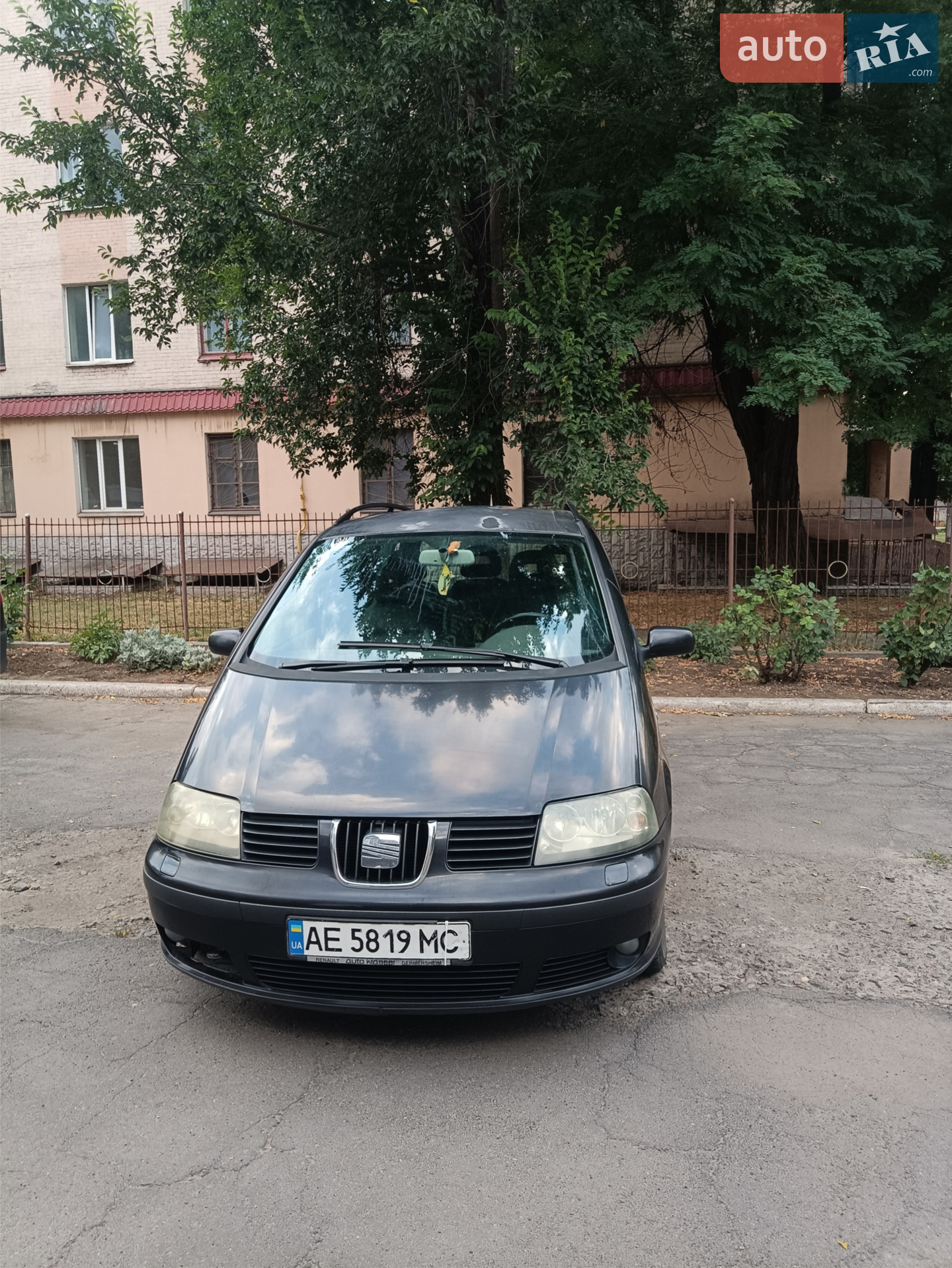 SEAT Alhambra, 2004